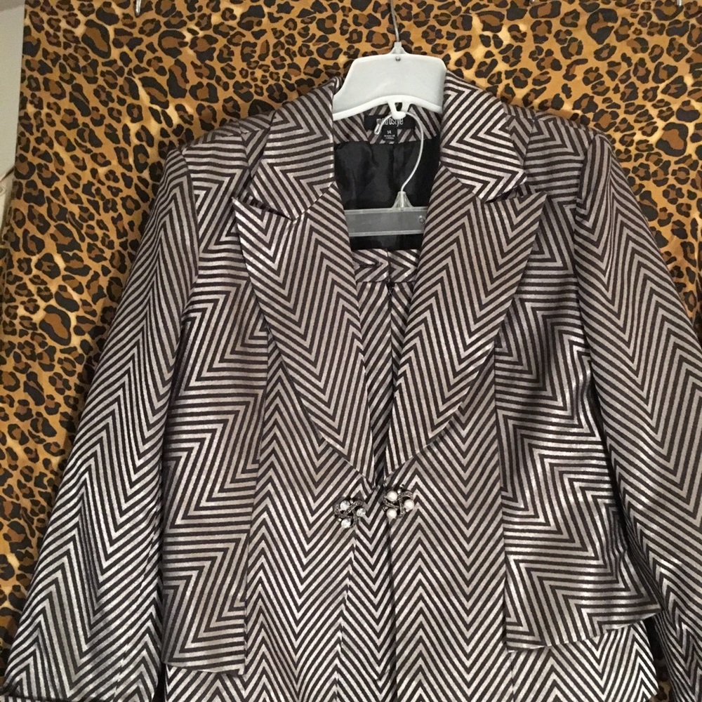Metrostyle black and bronze striped skirt suit